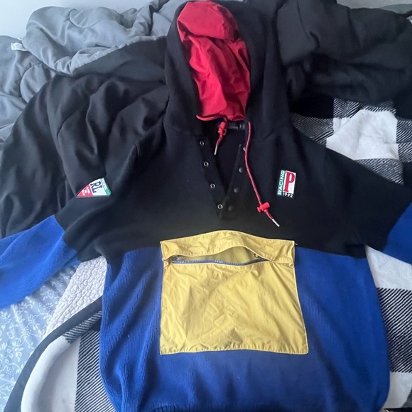 Polo Racing - Picture 1 of 4